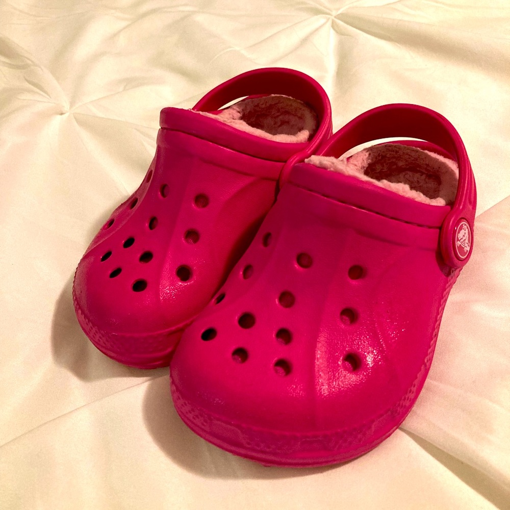 Croc’s Fur Lining Size 6/7